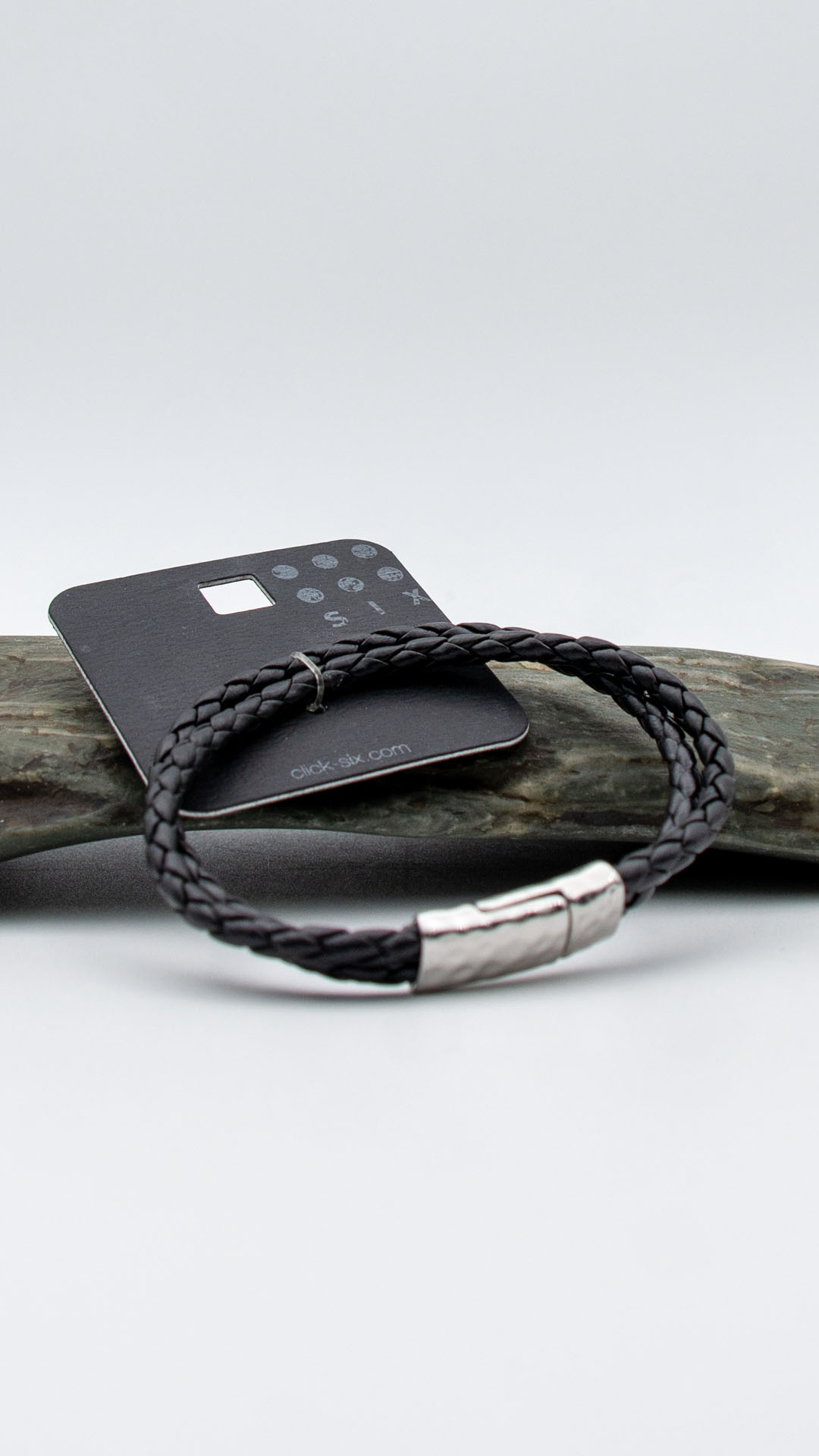 دستبند مردانه برند سیکس