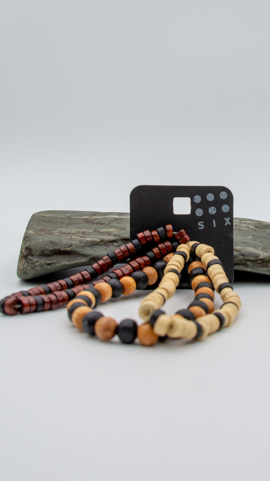 دستبند مردانه برند سیکس